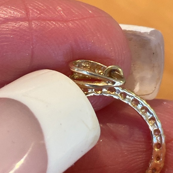 🎉 14K CIRCLE PENDANT ‼️ - Picture 6 of 11